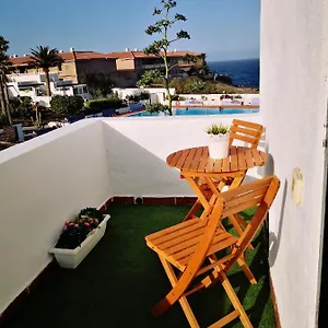 https://la-chalana-poris-de-abona.tenerifehoteles.net
